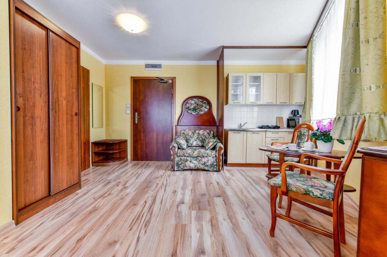 Apartamenty Sobieski Колобжег Екстериор снимка
